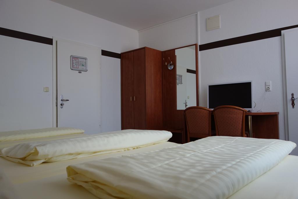 Parkhotel Friedrichstrasse Gießen Buitenkant foto