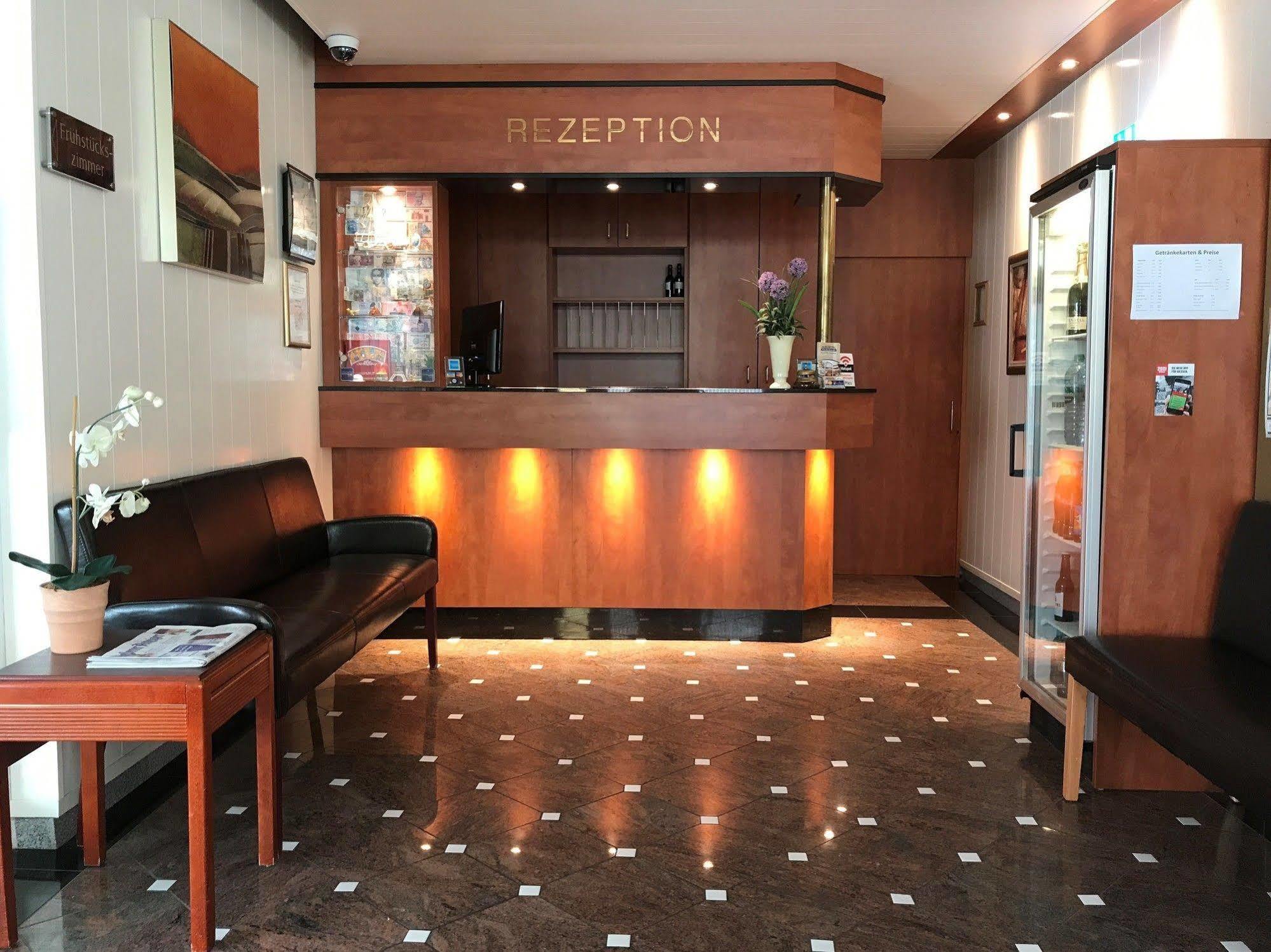 Parkhotel Friedrichstrasse Gießen Buitenkant foto